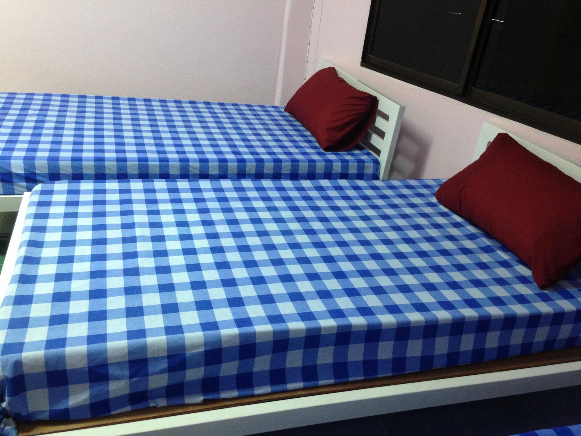 Room At Surat سوراثاني المظهر الخارجي الصورة